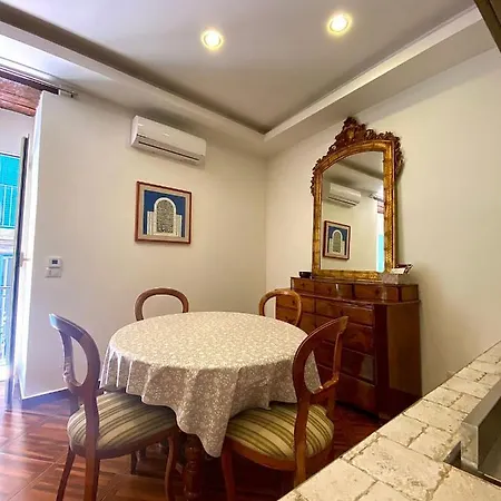 Trinita Degli Spagnoli House Apartment *