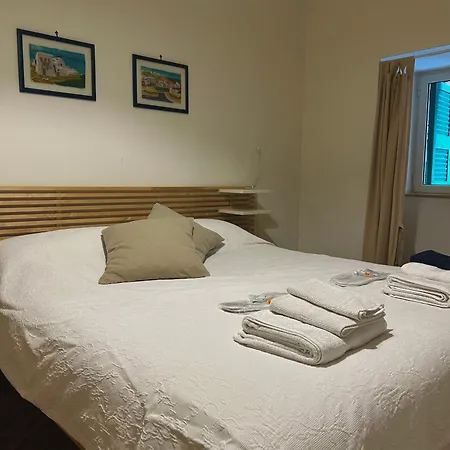 Trinita Degli Spagnoli House Apartment Naples