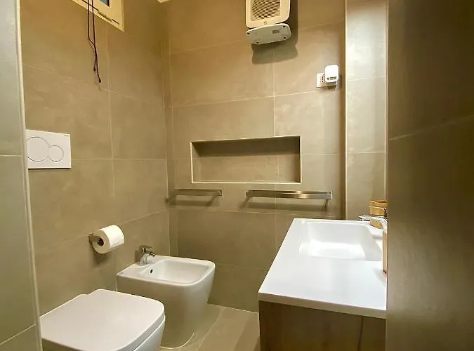 Trinita Degli Spagnoli House * Napoli