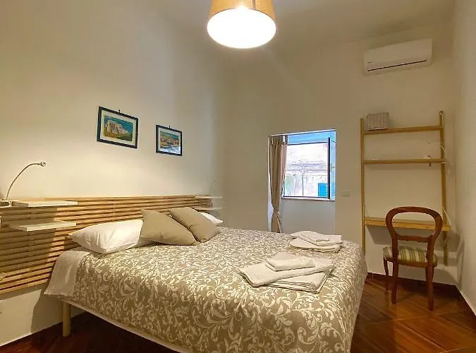 Lejlighed Trinita Degli Spagnoli House *