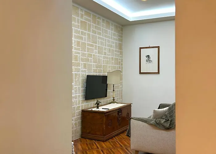 Trinita Degli Spagnoli House Napoli