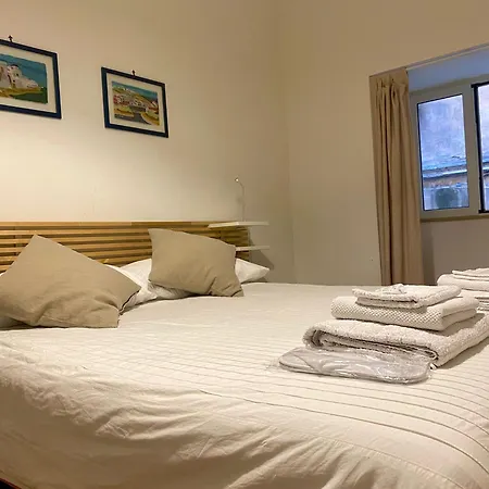 Trinita Degli Spagnoli House Apartment Naples